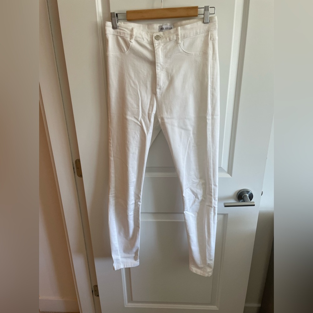 White high waist Zara skinny jeans